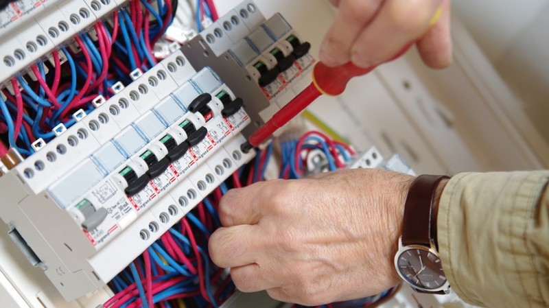 Levent Camoglu, zaakvoerder en elektricien bij ABC ELEC
